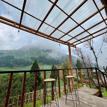 Satha Private Villa Dieng Banjarnegara Exteriör bild