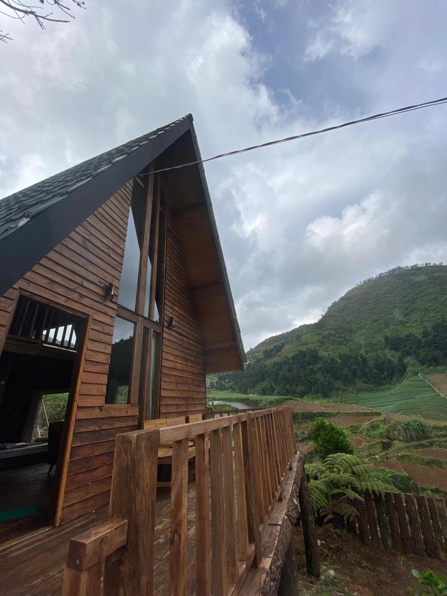 Satha Private Villa Dieng Banjarnegara Exteriör bild